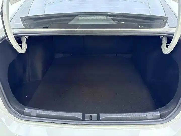 Langyi 2024 1.5L Auto Star 5 Million Edition 12