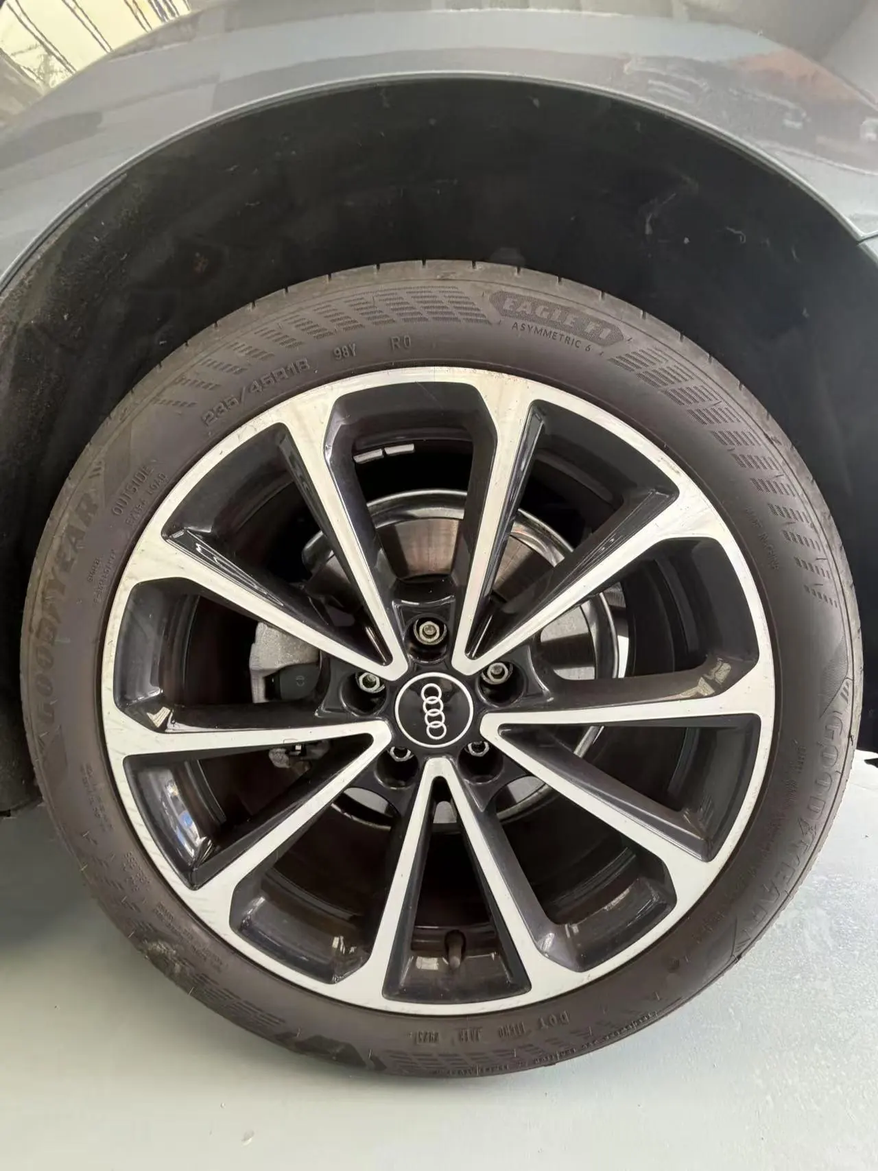 Audi 2026 A5L 2.0T Sports Edition Automatic 9