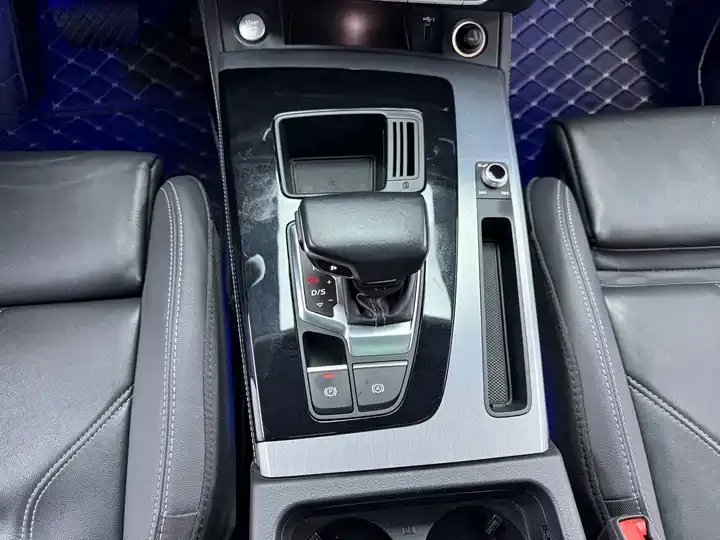Audi Q5L 2022 40T fashion dynamic 9