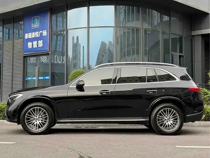 Mercedes Benz GLC 2024 GLC 300 L 4MATIC Dynamic 5-seat 5
