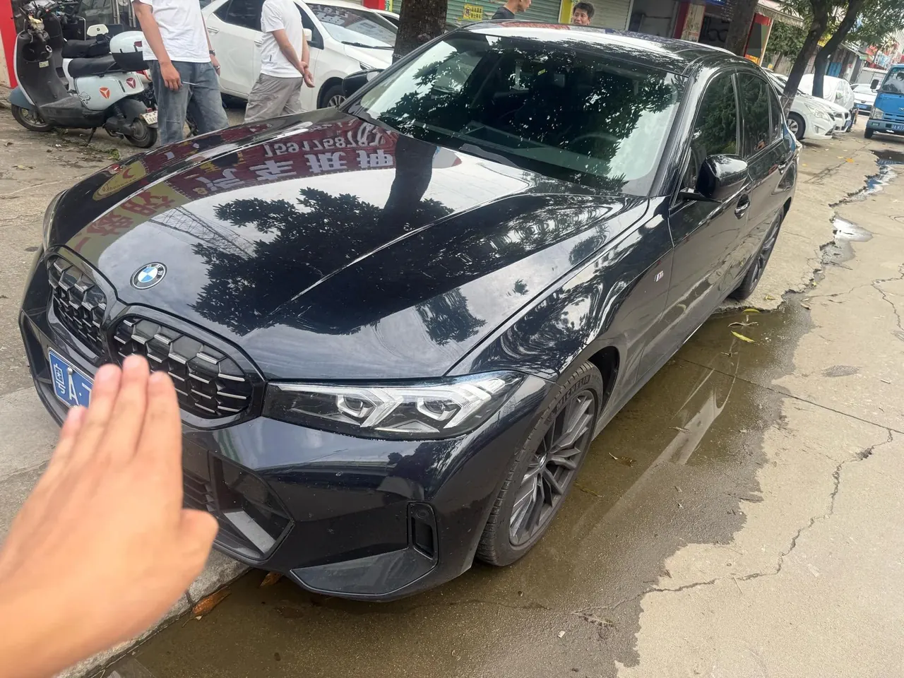 BMW 3 Series 2024 325Li 2.0T M Sports Obsidian Night Suit Automatic Gear - View 1