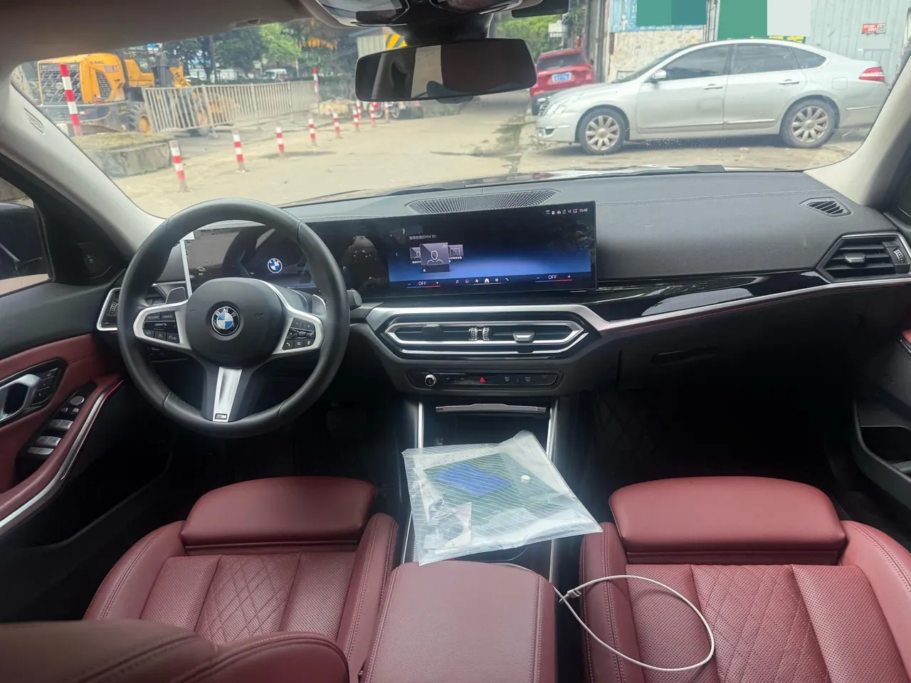 BMW 3 Series 2024 325Li 2.0T M Sports Obsidian Night Suit Automatic Gear 4