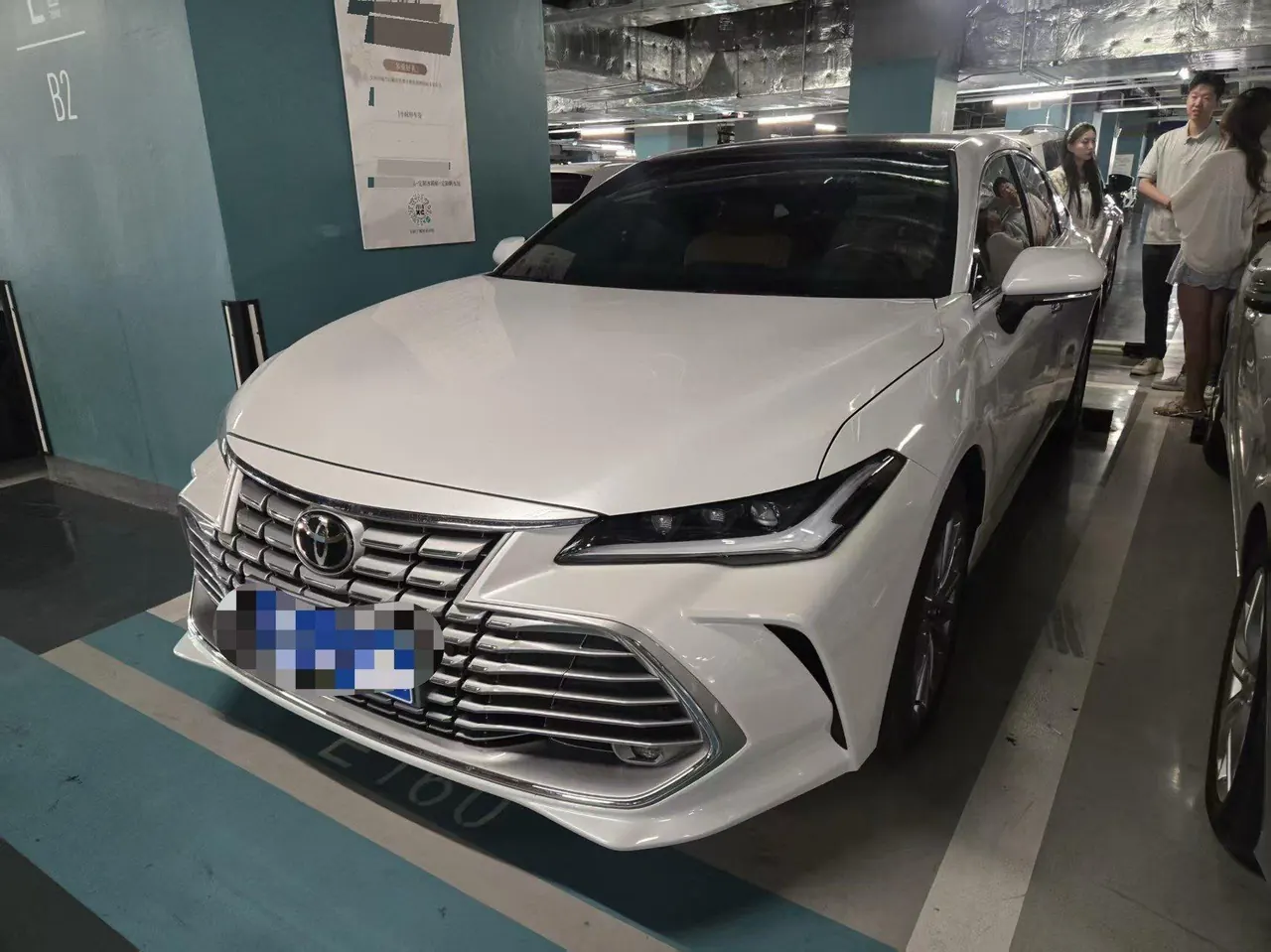 Open image lightbox: Toyota 2024 Asian Dragon Shuangqing 2.0 Stepless Deluxe Automatic Gear