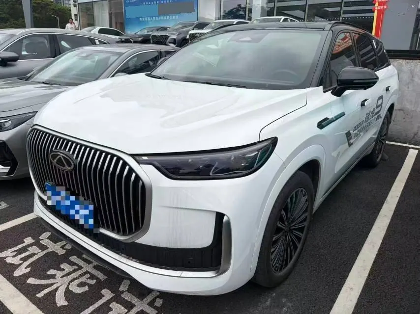 Открыть галерею: Chery 2025 Ruihu 9 2.0T Two-wheel Drive Premium Edition 5-seat Automatic Gear