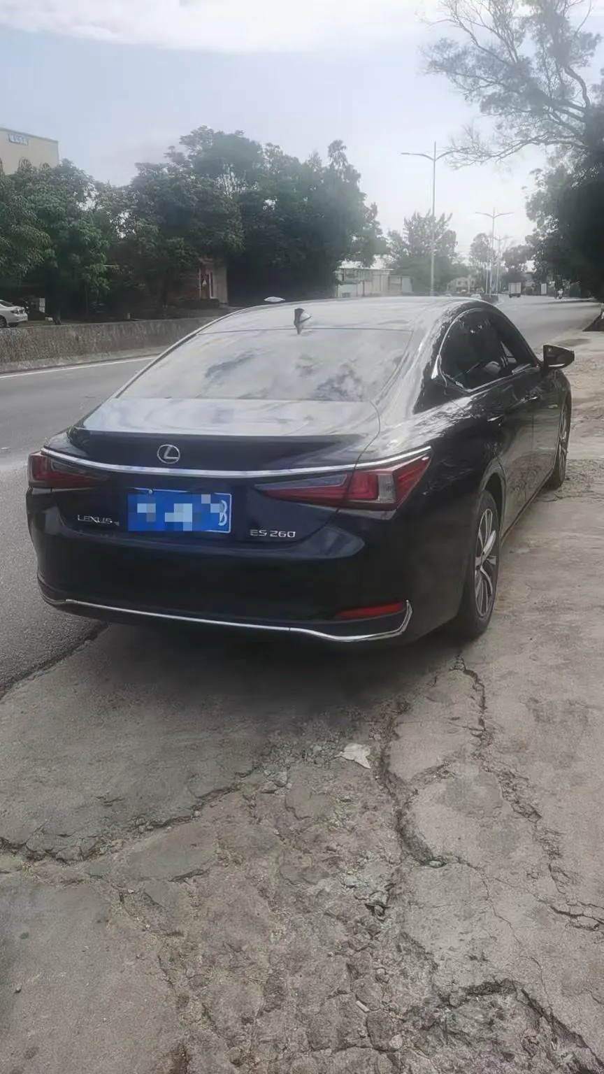 Lexus ES (Imported) 2020 ES200 2.0 Stepless Premium Edition Automatic Gear 2