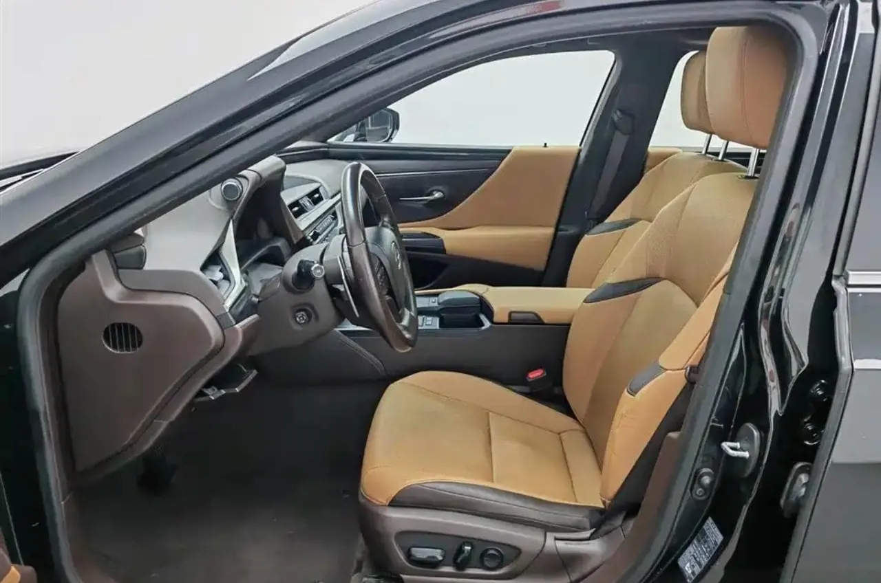 Lexus ES (Imported) 2020 ES200 2.0 Stepless Premium Edition Automatic Gear 3