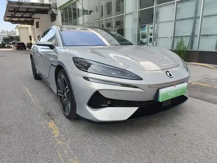 Denza Z9GT 2024 1100 4WD Ultra Edition 7