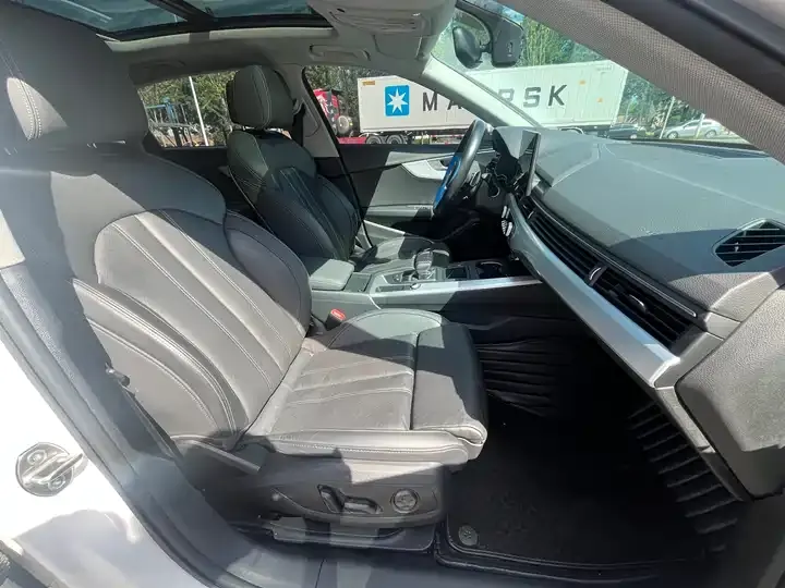 Audi A4L 2022 40 TFSI Fashion Dynamic 12