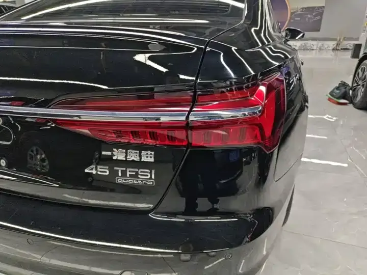 Audi A6L 2021 45 TFSI quattro Selected to Elegant Type 8