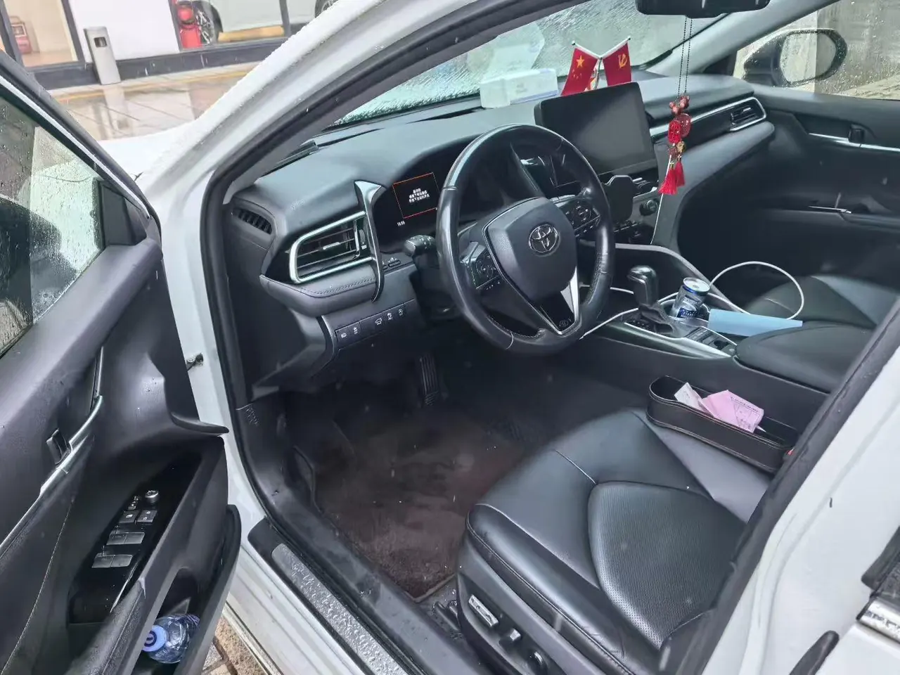 Toyota 2021 Camry 2.5G Deluxe Edition Automatic Gear 3