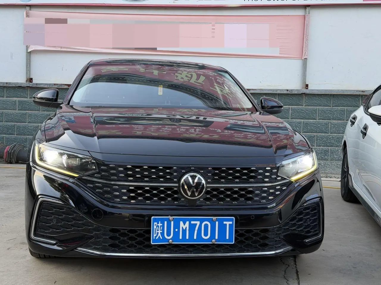 Volkswagen 2021 Passat 2.0TSI 330TSI Premium Edition Automatic Gear 6