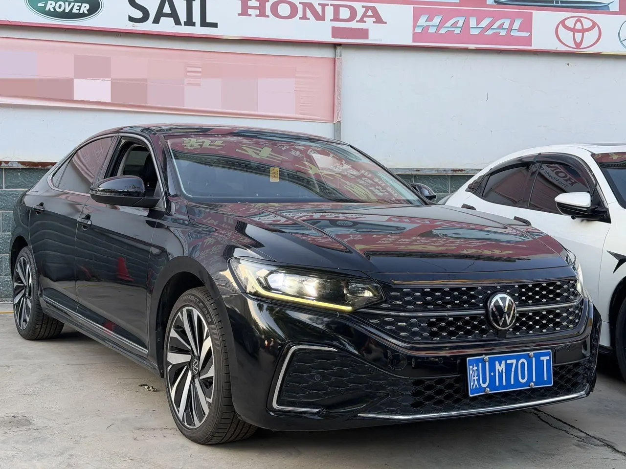 Volkswagen 2021 Passat 2.0TSI 330TSI Premium Edition Automatic Gear 7