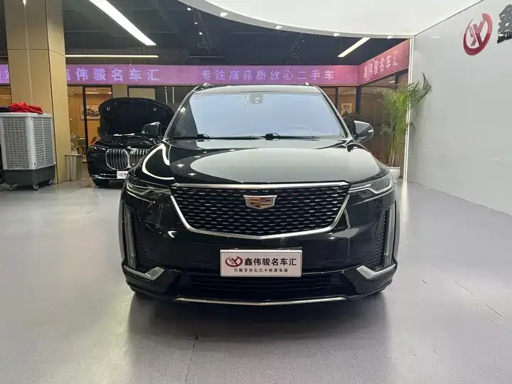 Cadillac XT6 2022 2.0T Seven-seat Four-wheel Drive Fashion 120 Anniversary Limited Edition 3