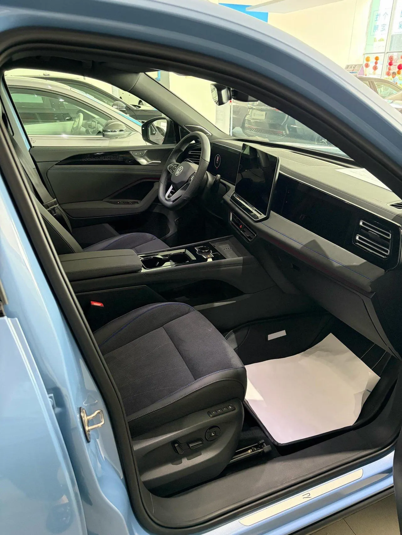 Volkswagen 2026 Tiguan L PRO 2.0TSI 380TSI Four-wheel Drive R-Line Smart Edition Automatic Gear 10