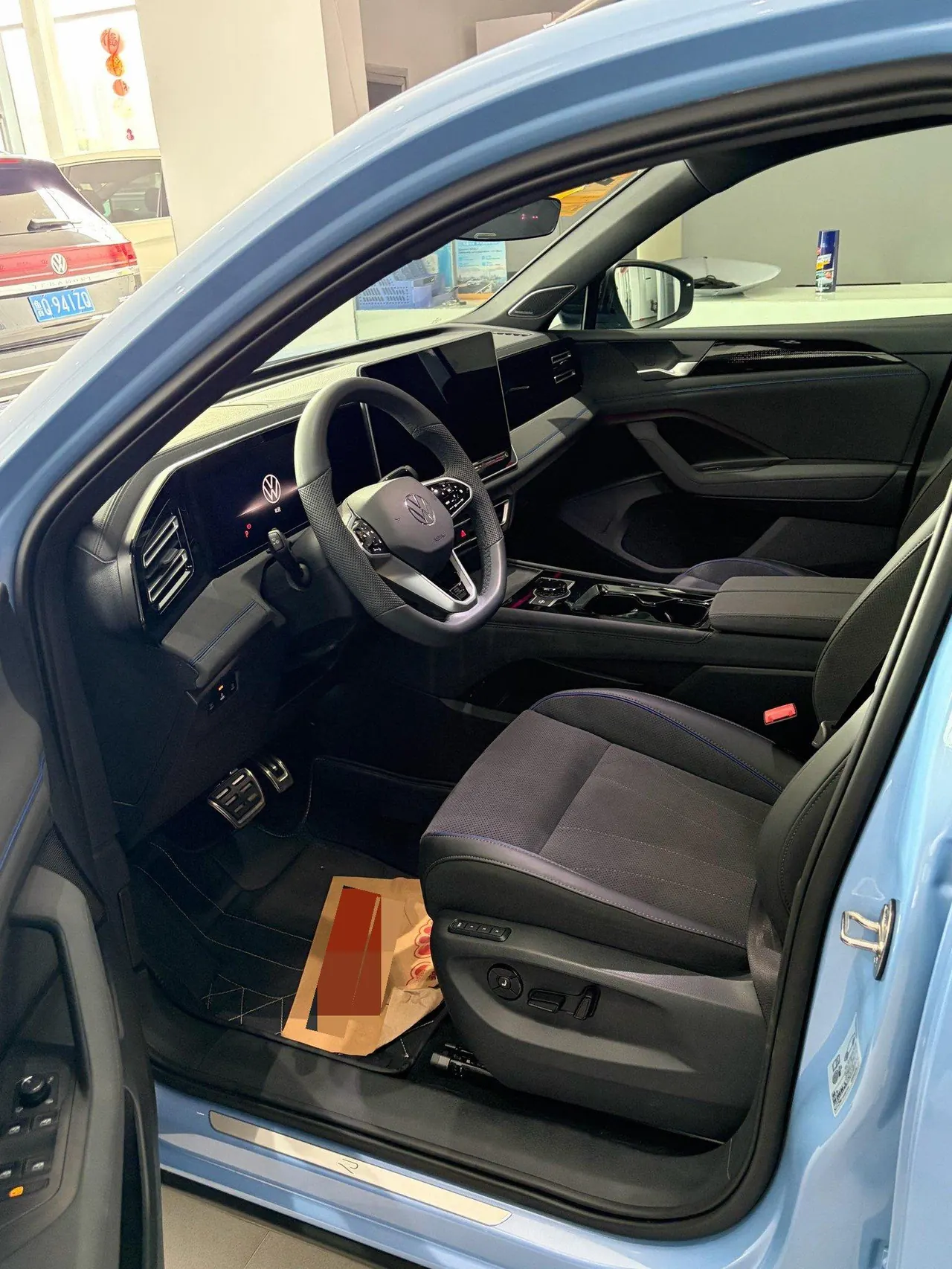 Volkswagen 2026 Tiguan L PRO 2.0TSI 380TSI Four-wheel Drive R-Line Smart Edition Automatic Gear 8