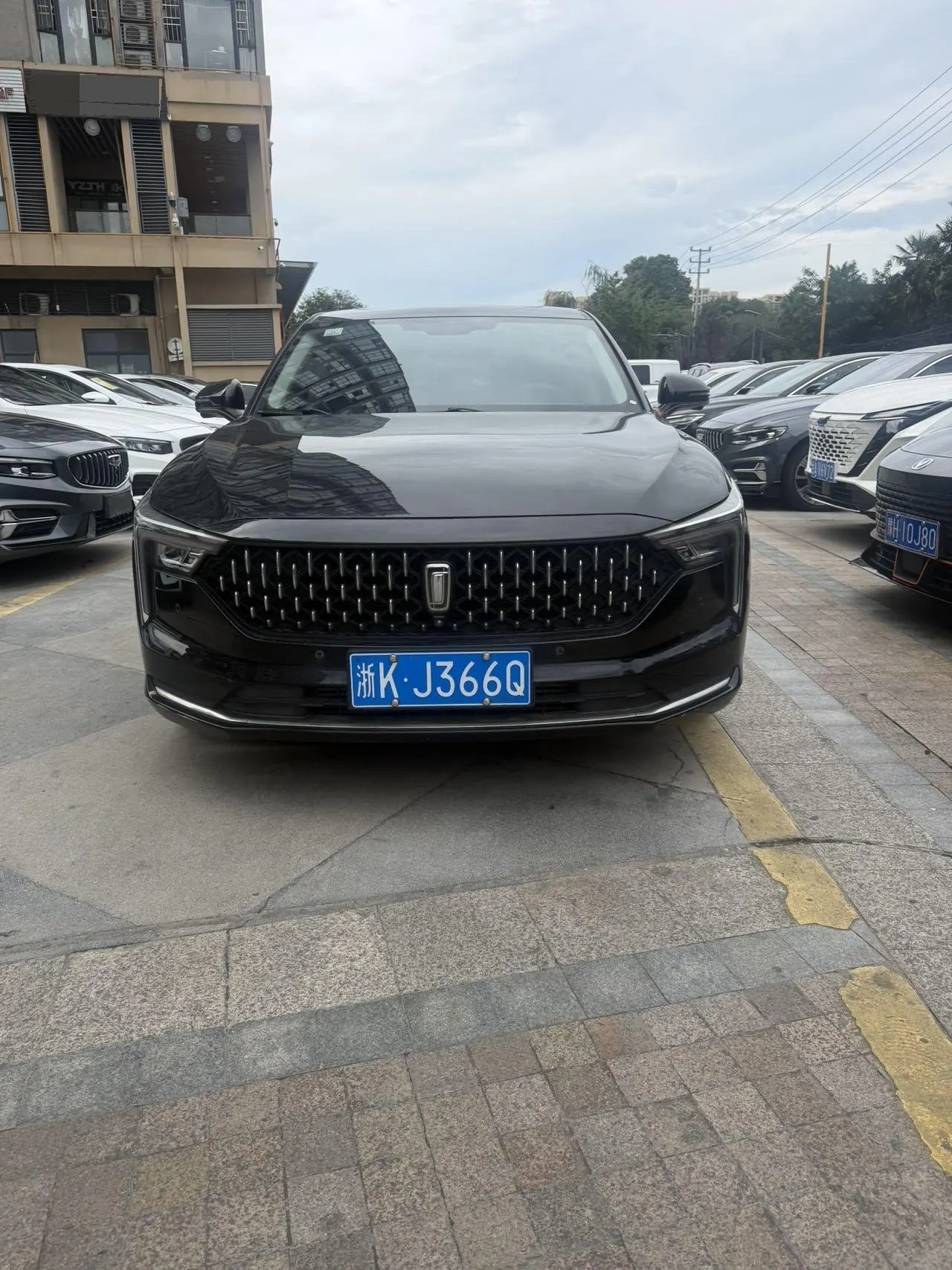 Bestune 2024 B70 1.5T Longteng Edition Leading Jump Automatic Gear 2