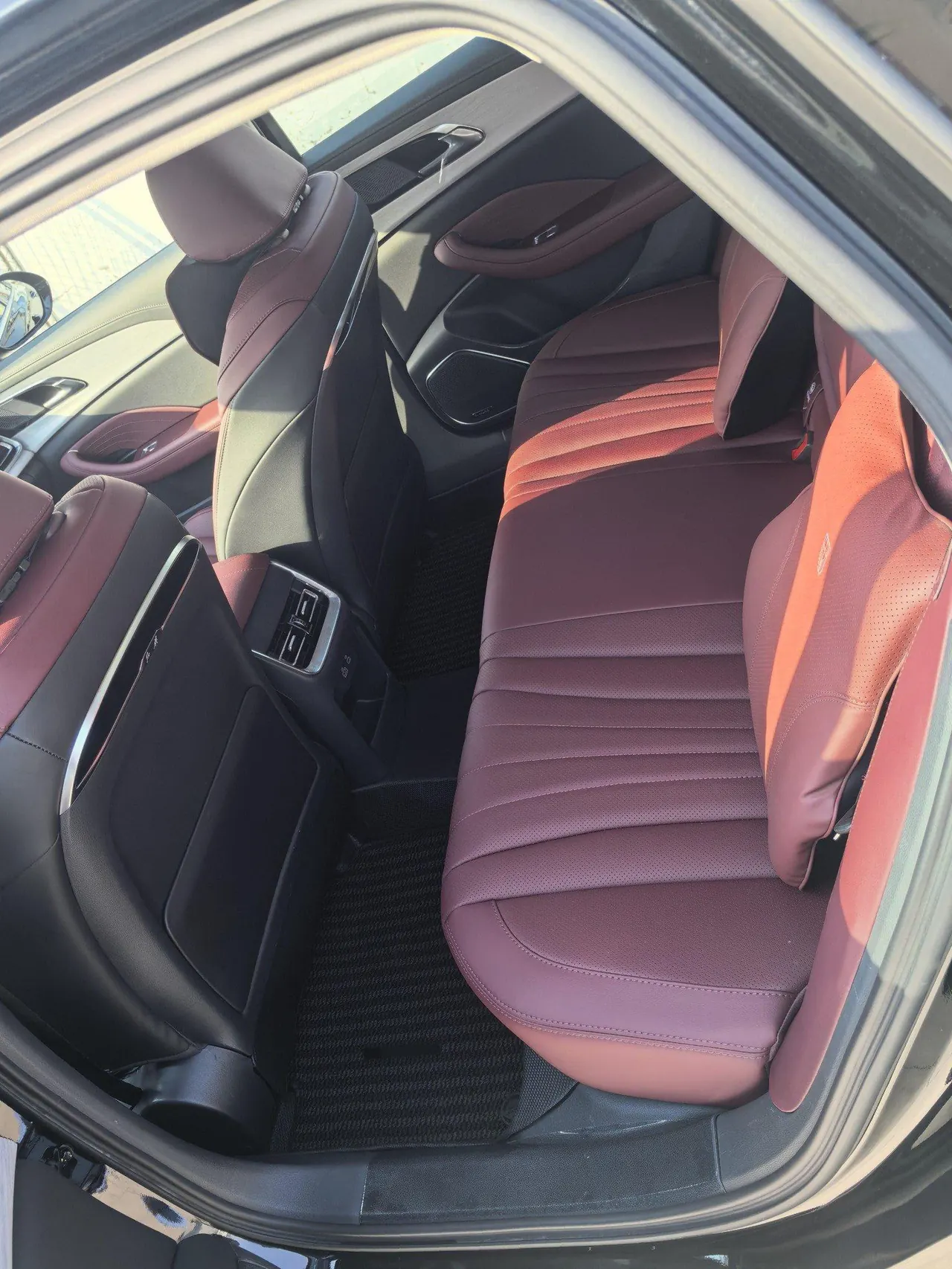 HongQi 2024 H5 1.5T Zhilian Flag Rhyme Edition Automatic Gear 4