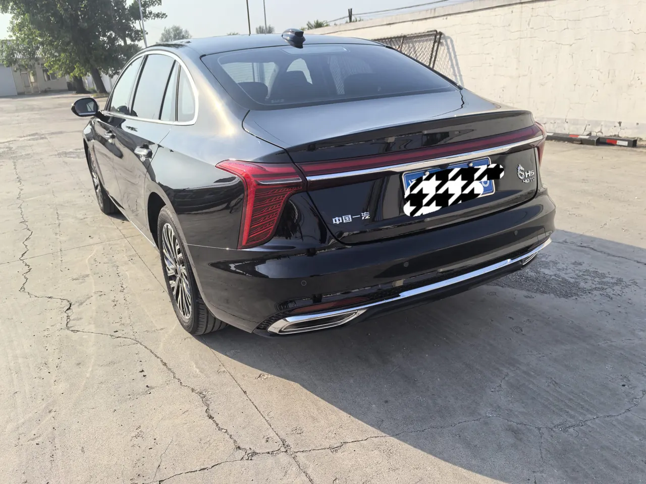 HongQi 2024 H5 1.5T Zhilian Flag Rhyme Edition Automatic Gear 6