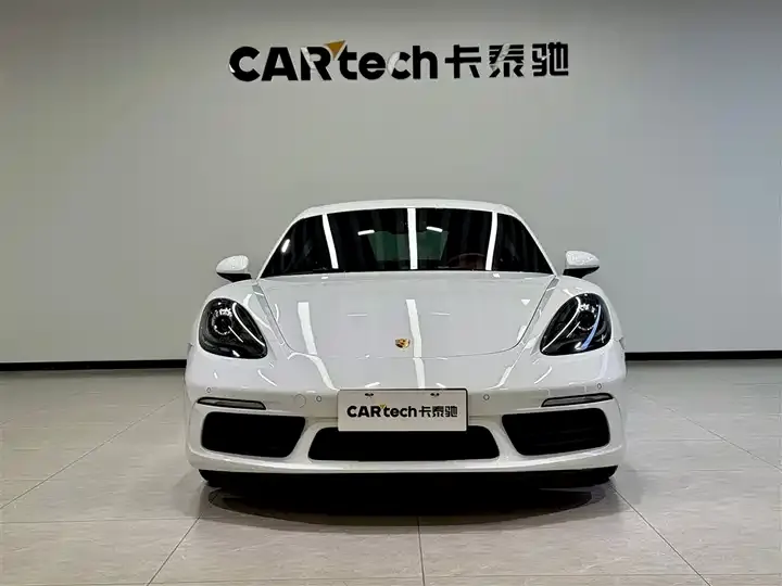 Porsche 718 2020 Cayman 2.0T 3