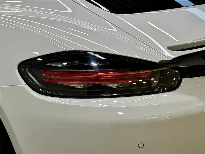 Porsche 718 2020 Cayman 2.0T 6