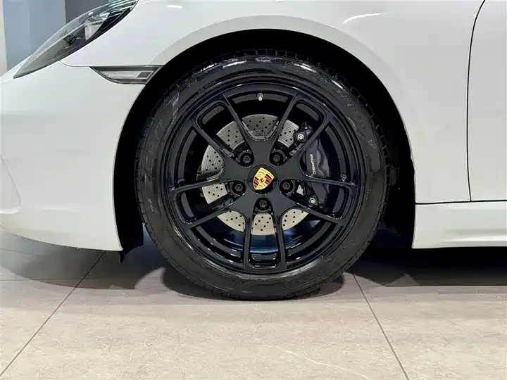 Porsche 718 2020 Cayman 2.0T 7