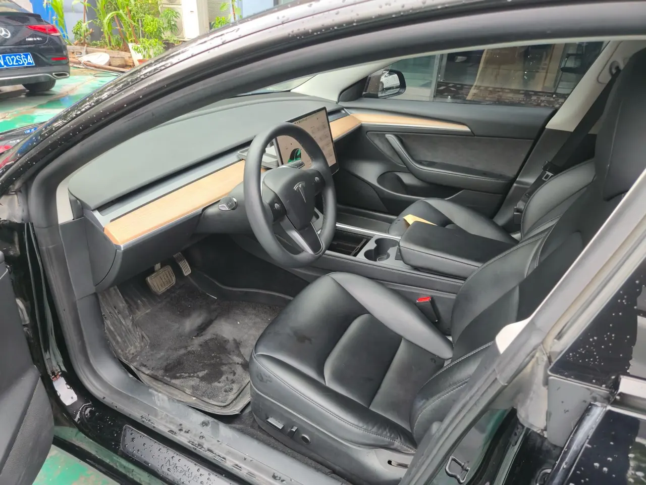 Tesla 2022 Model 3 rear-wheel drive version of automatic transmission 5