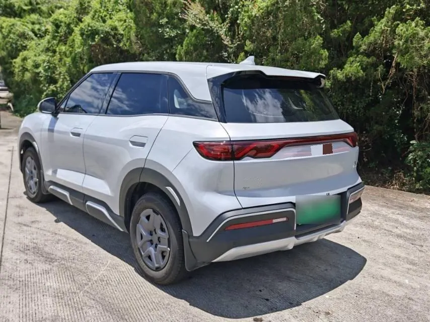 BYD 2025 Yuan UP 301KM Pilot Automatic Gear 10