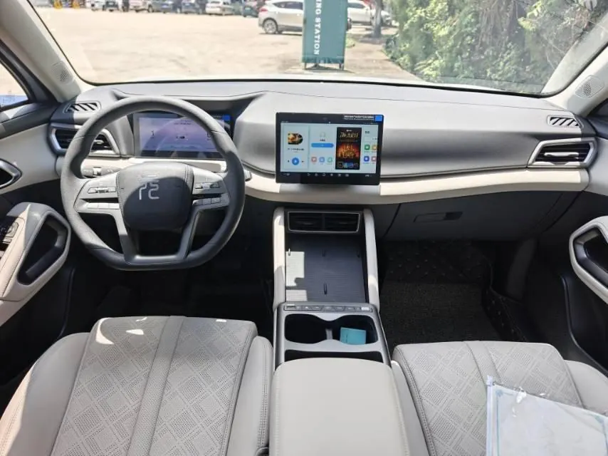 BYD 2025 Yuan UP 301KM Pilot Automatic Gear 5