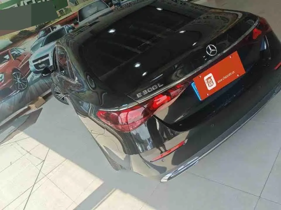 Mercedes Benz E Class 2025 E 260 L 48V 2.0T Automatic 3