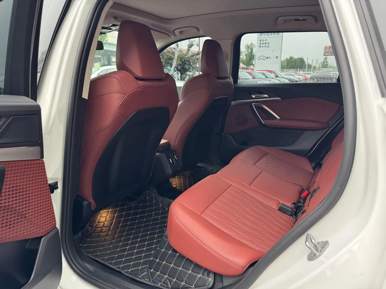 BMW 2026 iX1 eDrive25L eDrive25L m sports suit automatic gear 10