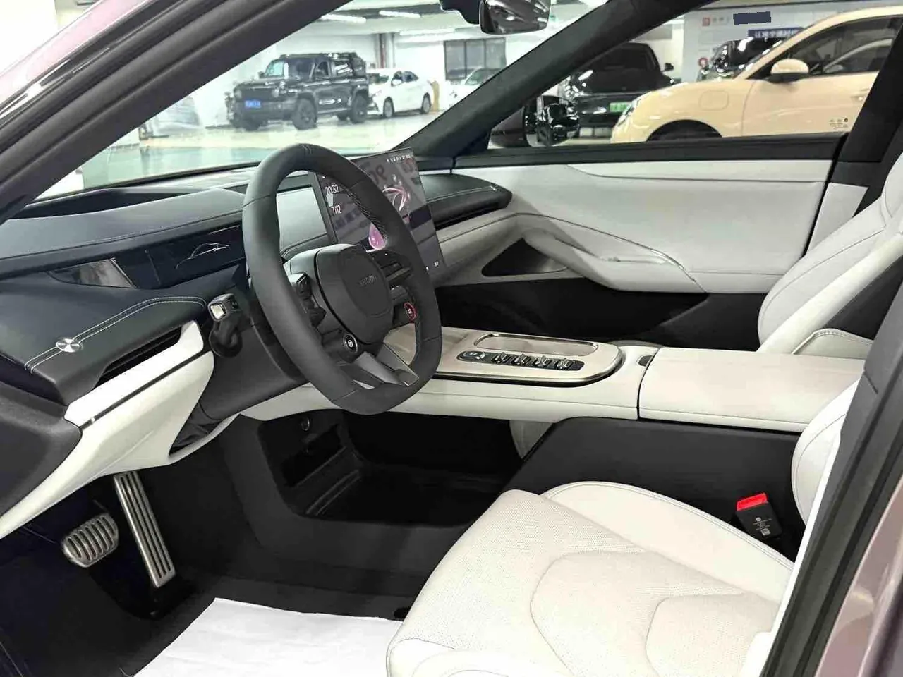 MI 2024 SU 7 800km 4-wheel drive ultra-long endurance high-end smart driving Max version automatic gear 2