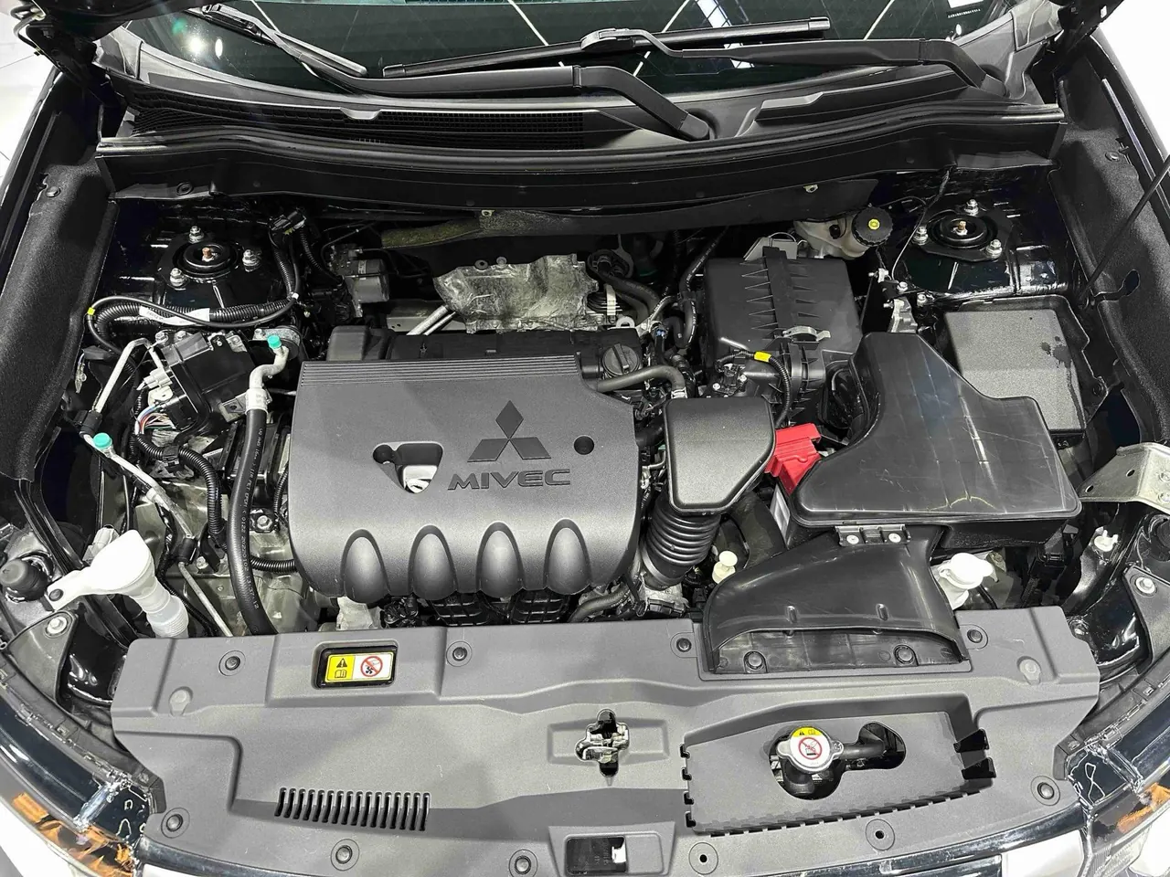 Mitsubishi 2021 Outlander 2.0 Stepless Two-Drive Smooth Edition 5-seat (Changed) Automatic Gear 13