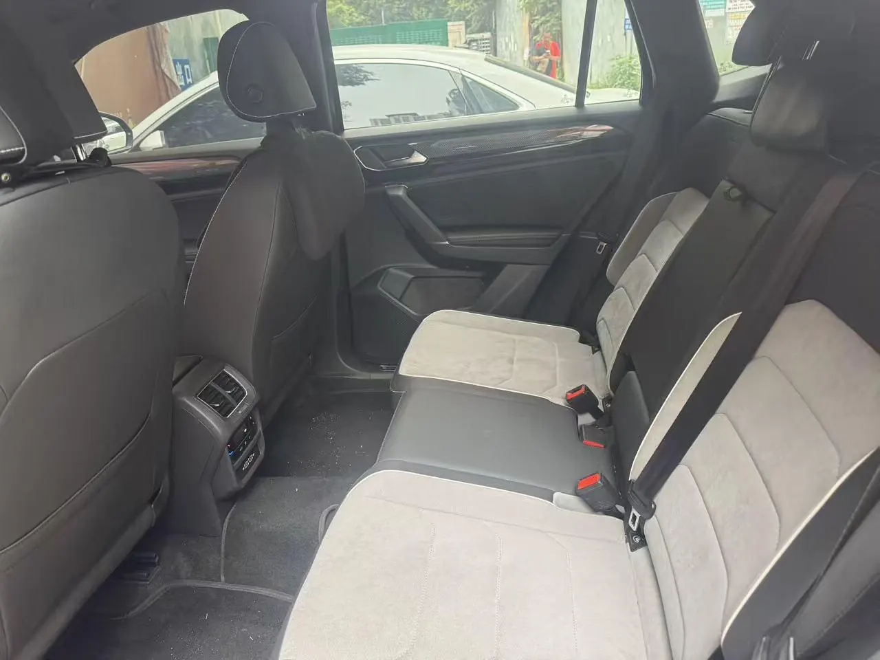 Volkswagen 2021 Tanyue 2.0TSI 380TSI Four-wheel Drive R-Line Smart Joint Edition Automatic Gear 3