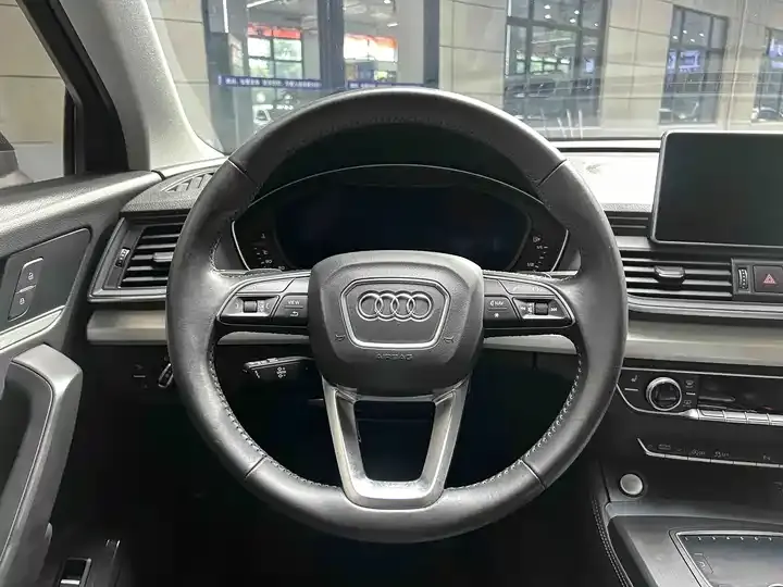 Audi Q5L 2020 40 TFSI Enjoy Fashion 12
