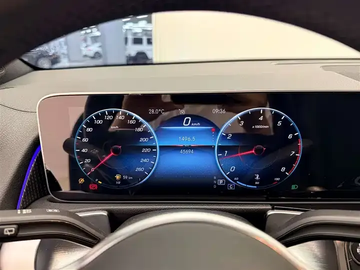 Mercedes Benz GLB 2020 model modified GLB 200 dynamic model 7