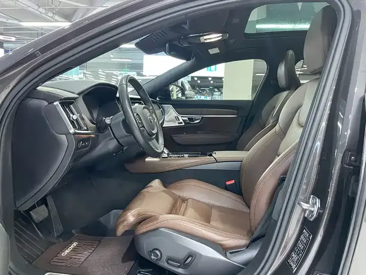 Volvo S90 plug-in hybrid 2022 model changed to T8 E drive hybrid Zhiya Deluxe Edition 4