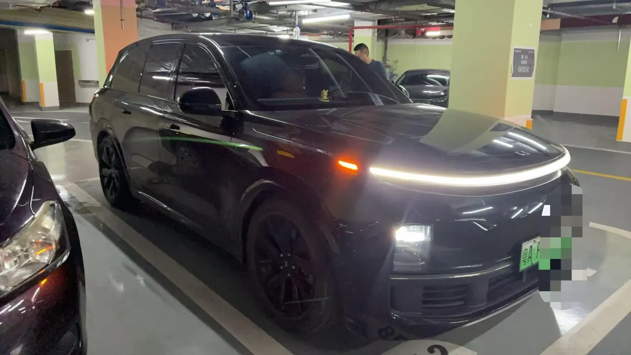 Li 2023 L8 Pro automatic gear 5
