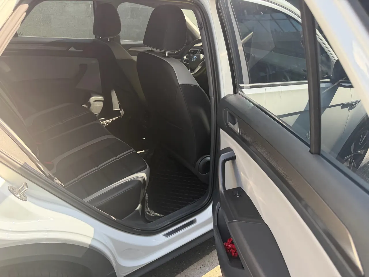 Volkswagen 2023 Tange 1.5TSI 300TSI Two-Drive Chen Guang Edition Automatic Gear 2
