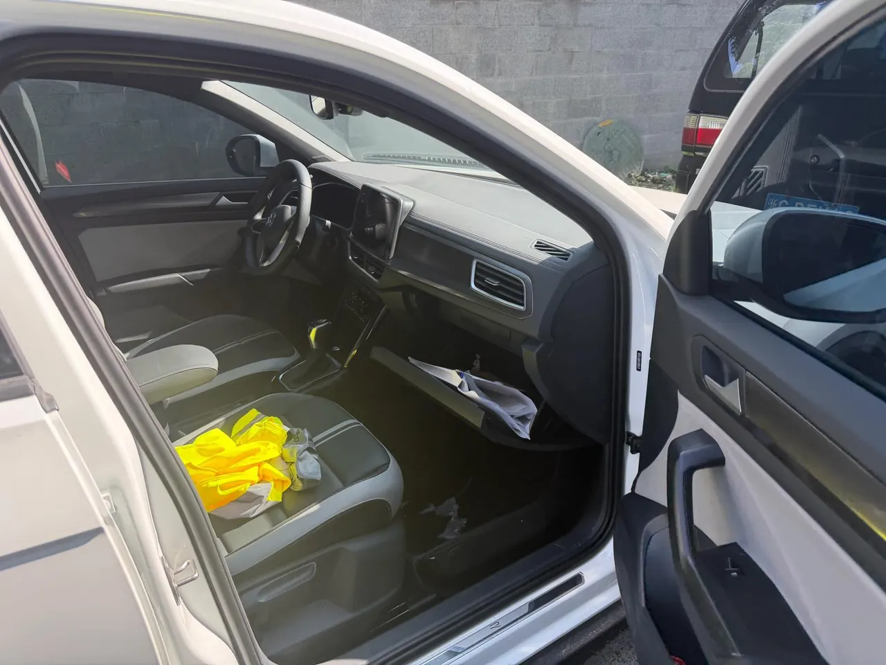 Volkswagen 2023 Tange 1.5TSI 300TSI Two-Drive Chen Guang Edition Automatic Gear 3