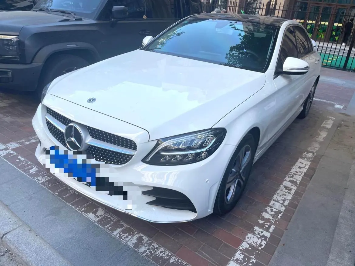 Mercedes Benz Class C 2020 C 260 L 48V 1.5T Sports Edition (Modified) Automatic Gear - View 1