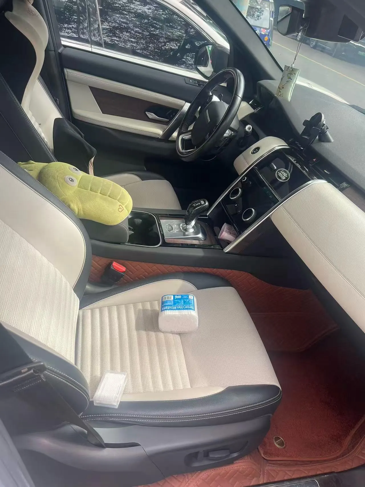 Land Rover 2020 Discovery Sports Edition 48V 2.0T 249PS R-Dynamic SE Performance Technology Edition 5-seat Automatic Gear 6