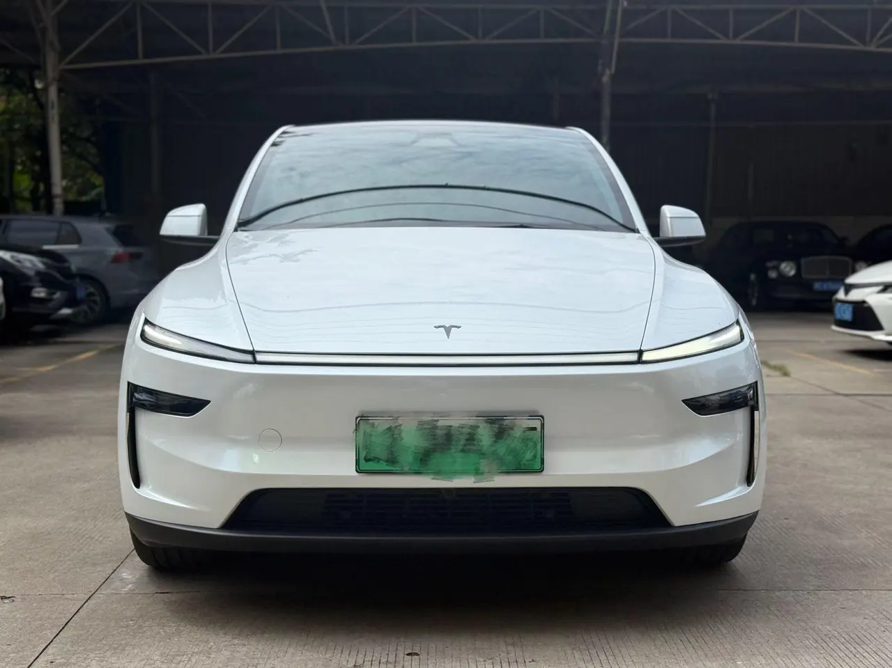 Tesla 2025 Model Y Rear Wheel Drive First Edition Automatic Transmission 2