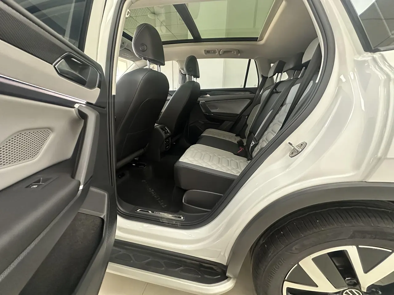 Volkswagen 2023 Tanyue 1.4TSI 280TSI Two-Drive Luxury Plus Advanced Edition Automatic Gear 12