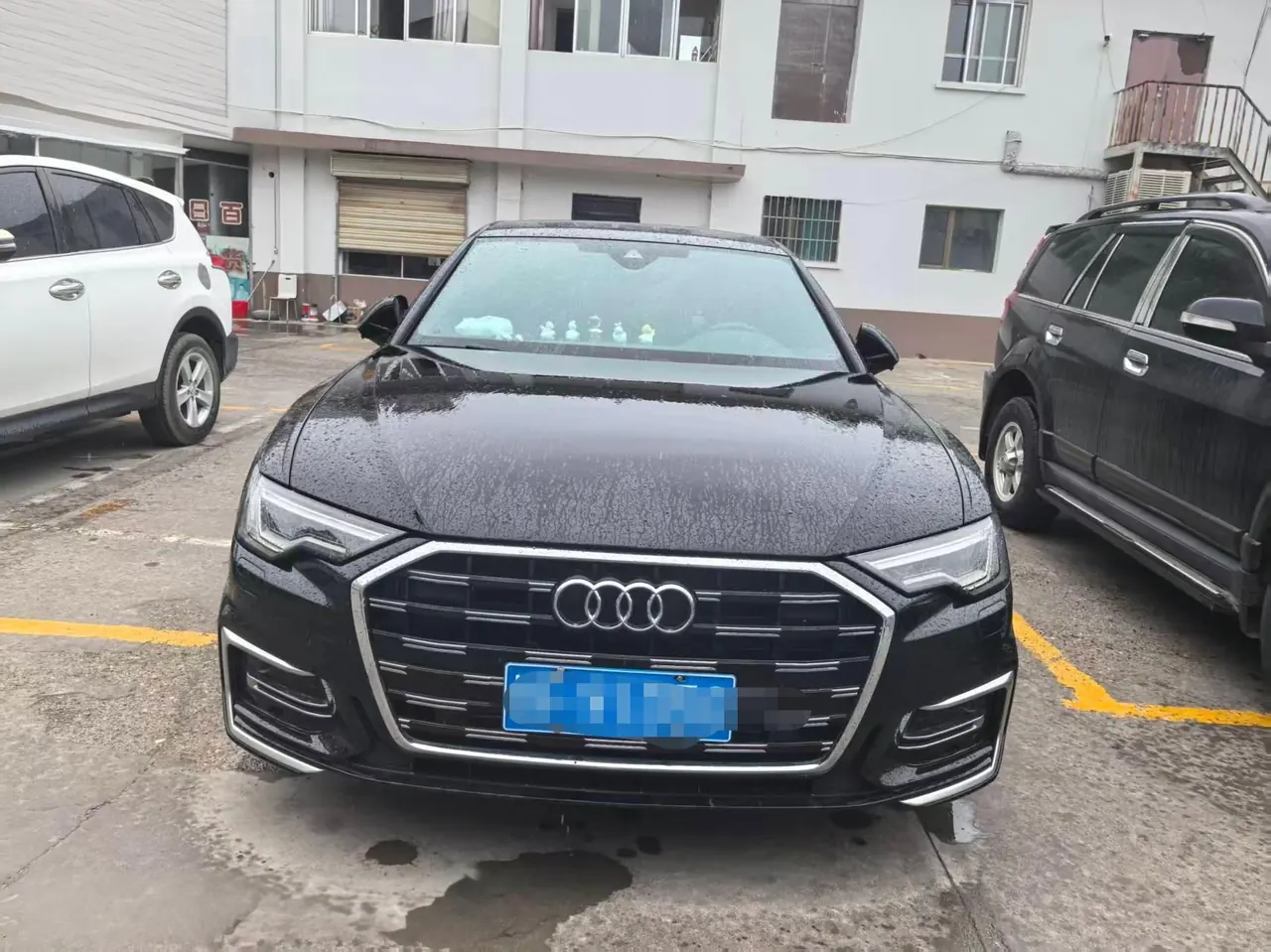 Audi 2023 A6L 2.0TFSI 40TFSI Deluxe Dynamic Automatic 2