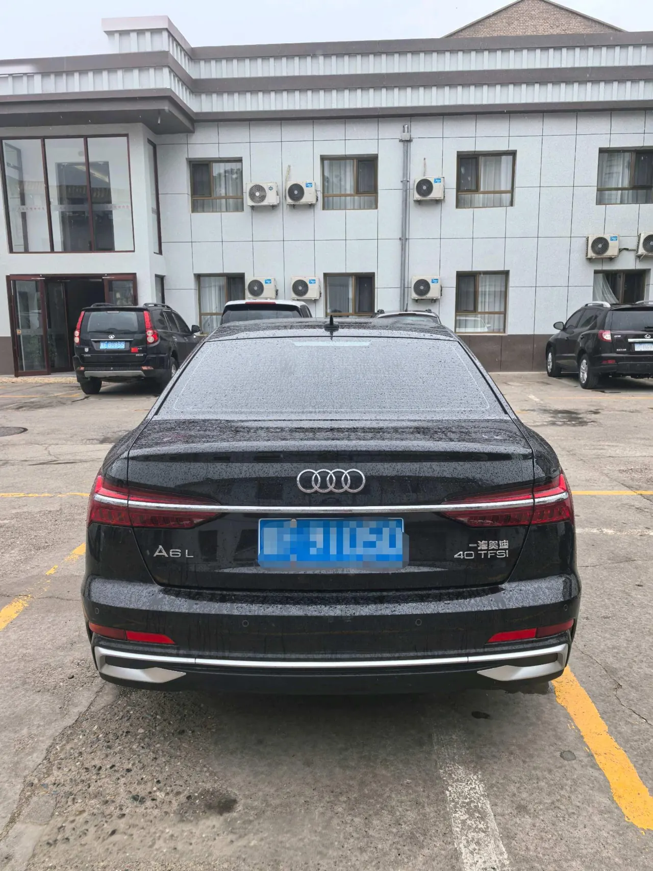Audi 2023 A6L 2.0TFSI 40TFSI Deluxe Dynamic Automatic 6