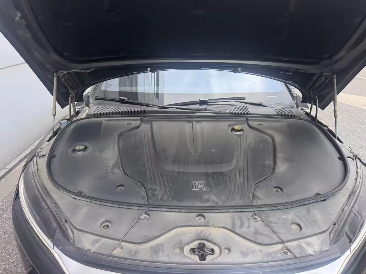 BYD 2020 Han four-wheel drive high-performance flagship automatic gear 8
