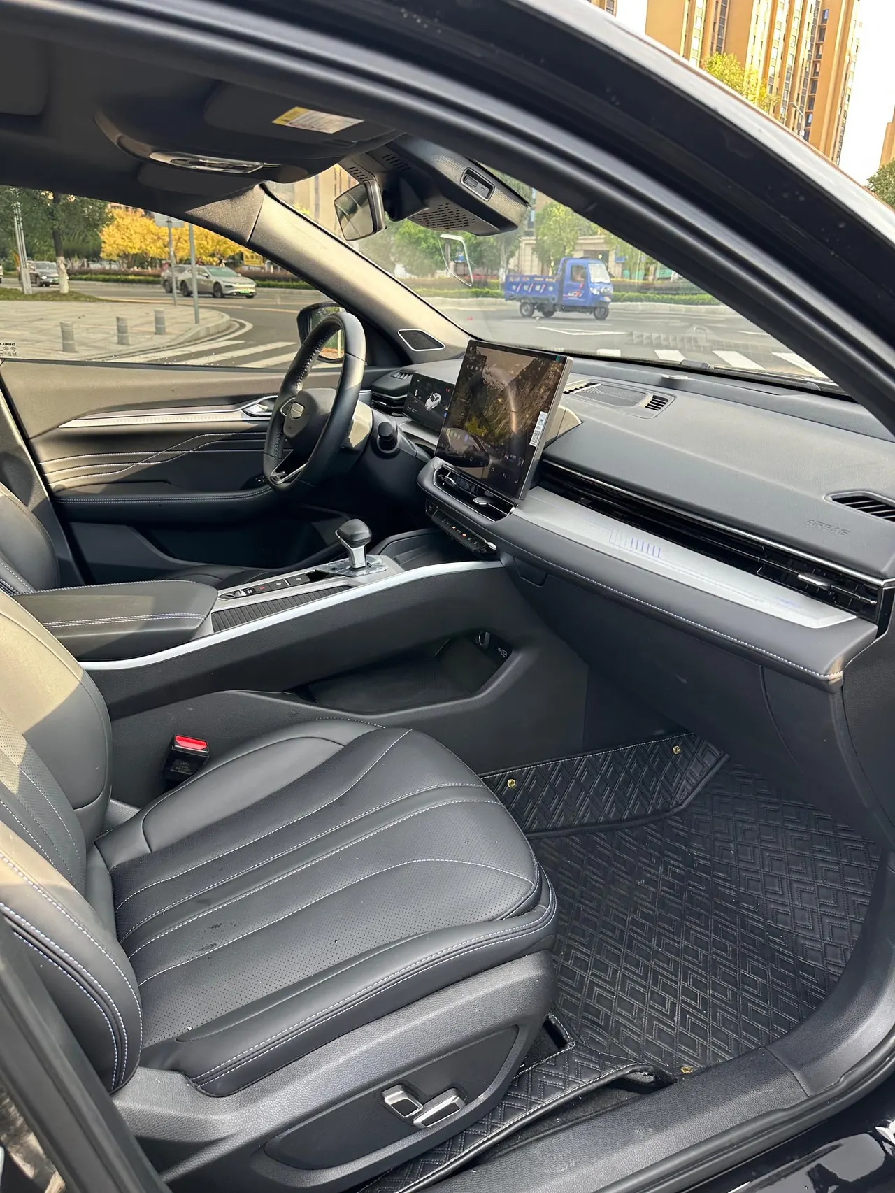 Geely 2025 Star Rui 1.5TD Oriental Obsidian Kunlun Edition Automatic Gear 6