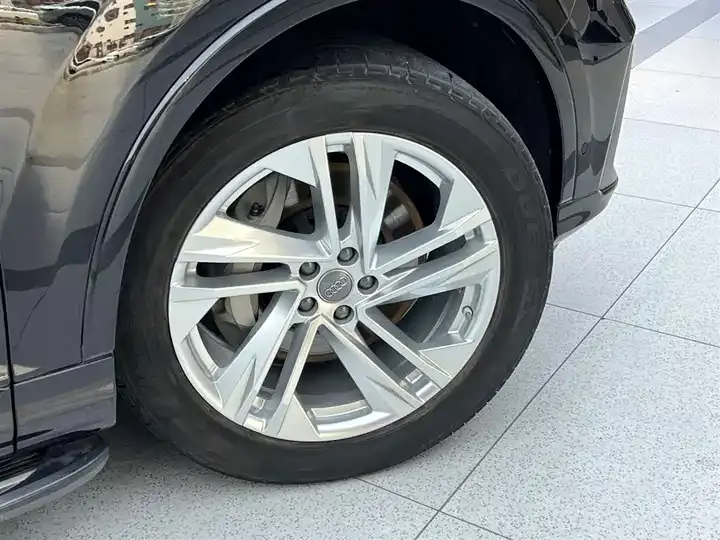 Audi Q7 2021 45 TFSI quattro S line Sport 7
