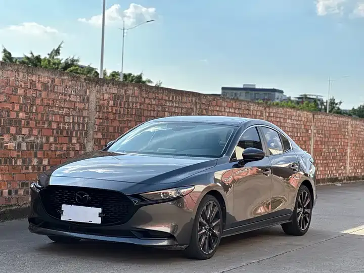 Open image lightbox: Mazda3 Axela 2021 2.0L Automatic Elegant Edition