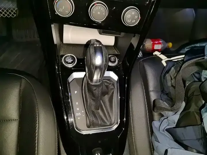 T-ROC 2020 280TSI DSG Front-Wheel-Drive Comfort Model 11